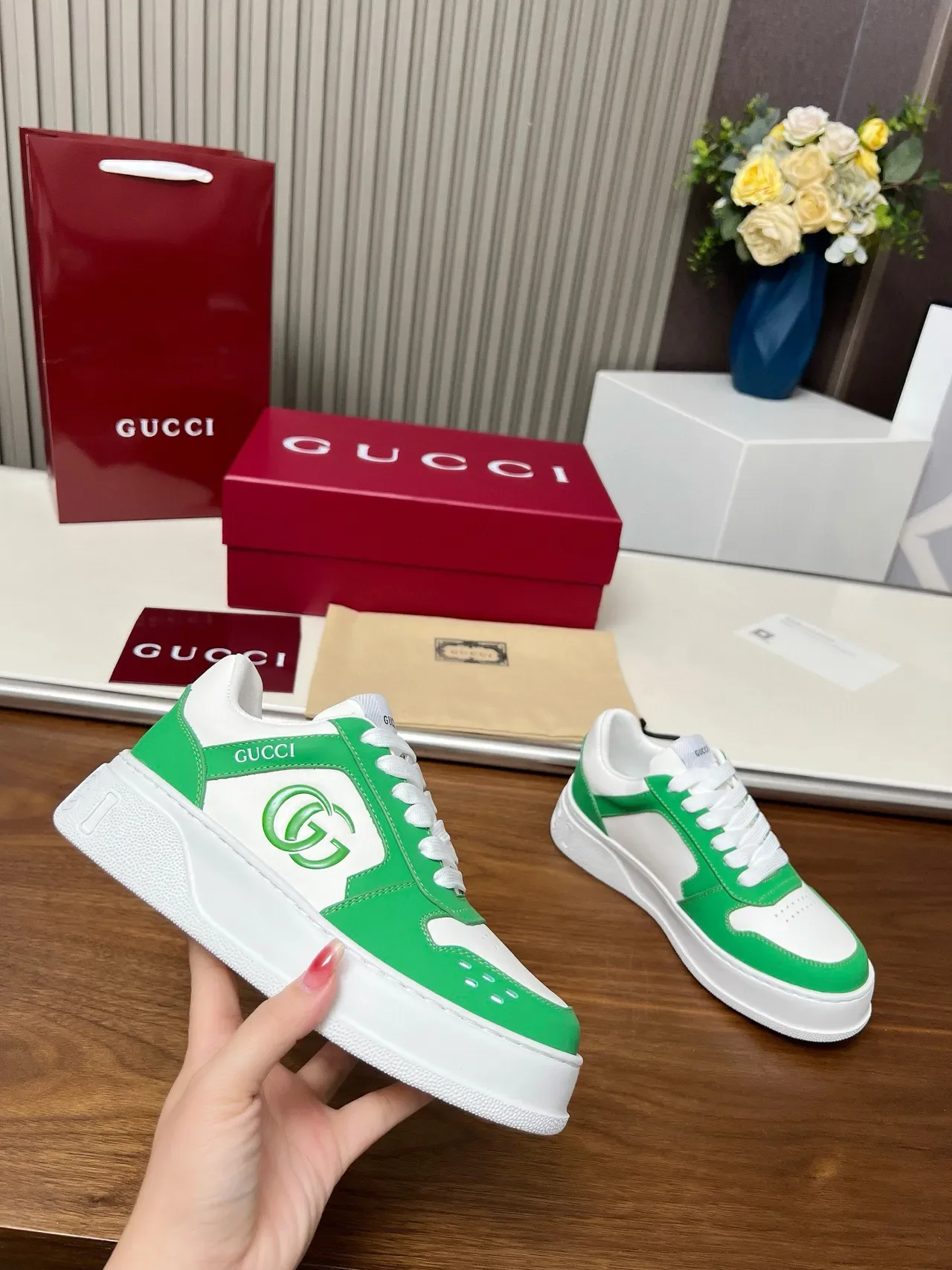 Gucci Screener Vert et Blanc Lifestyle Sneakers 6