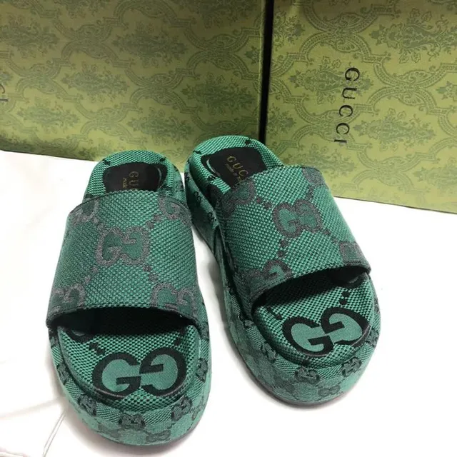 Gucci Screener Green GG Monogram Platform Slippers 2