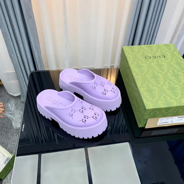 Gucci Screener Lavender Interlocking GG Perforated Platform Slippers 7