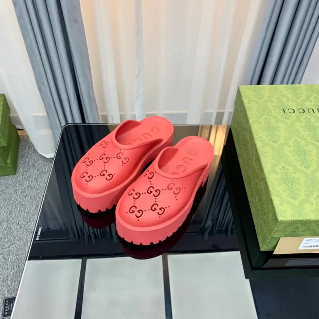 Gucci Screener Pink Platform Slippers 8
