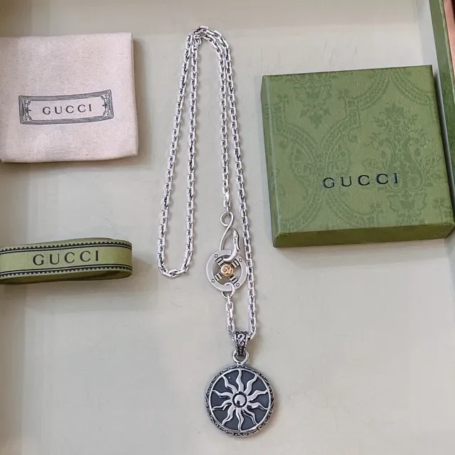 Gucci Silver Black Chain Circular Sunburst Pendant Necklace 3