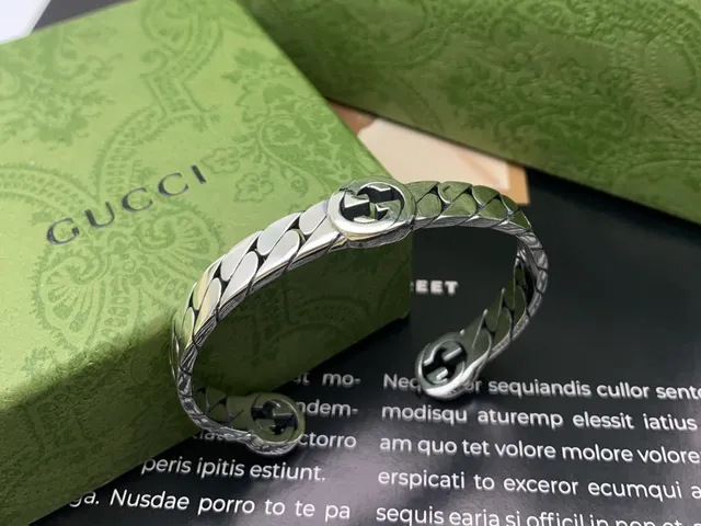 Gucci Silver Chunky Curb-Link Interlocking G Medallion Bracelet 6