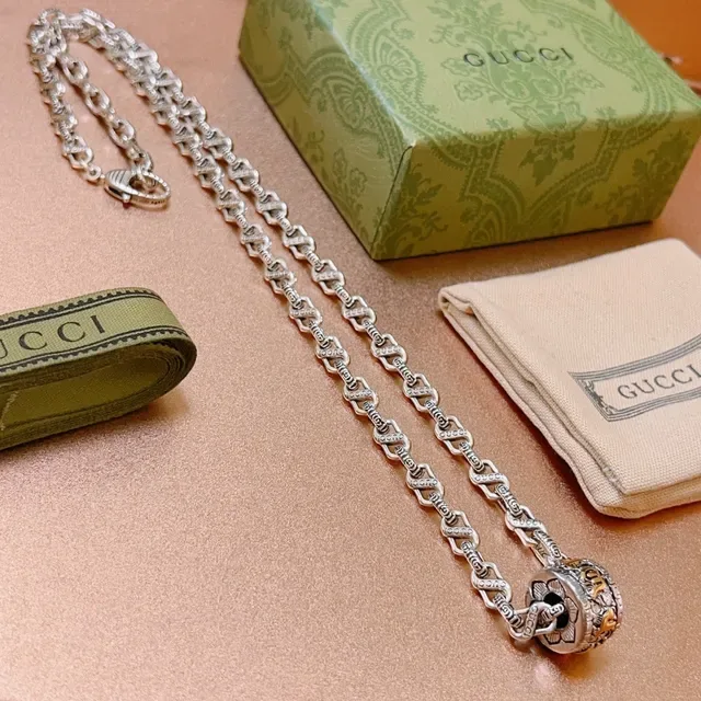Gucci Silver Gold Interlocking G-Link Chain Rotating Barrel Pendant Necklace 6