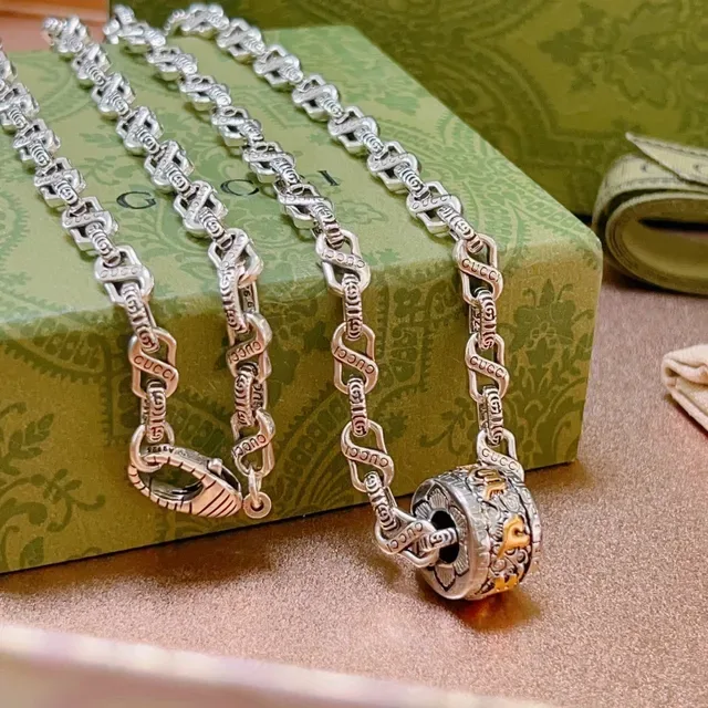 Gucci Silver Gold Interlocking G-Link Chain Rotating Barrel Pendant Necklace 7