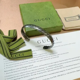 Gucci Silver Green Braided Scale Texture Cuff Silhouette Bracelet