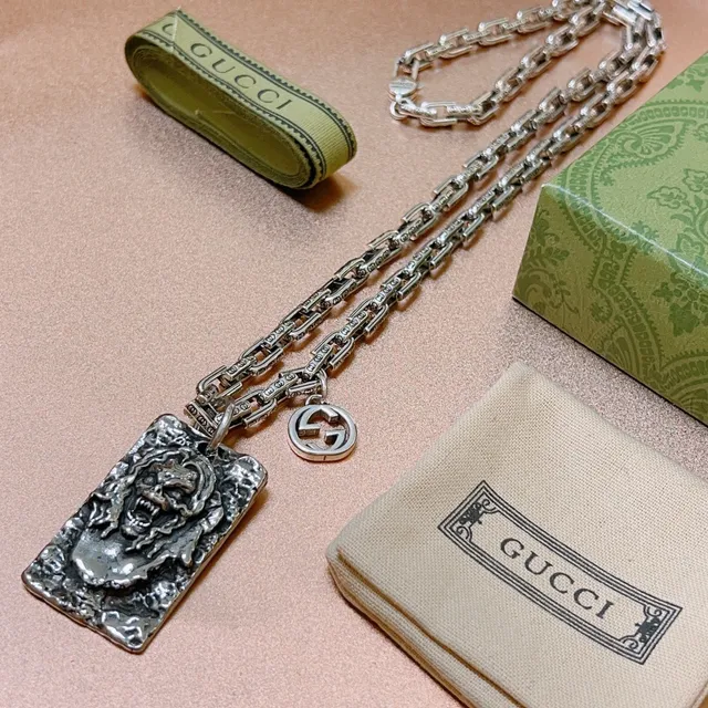 Gucci Silver Link Chain Sculpted Grotesque-Face Pendant Necklace 4