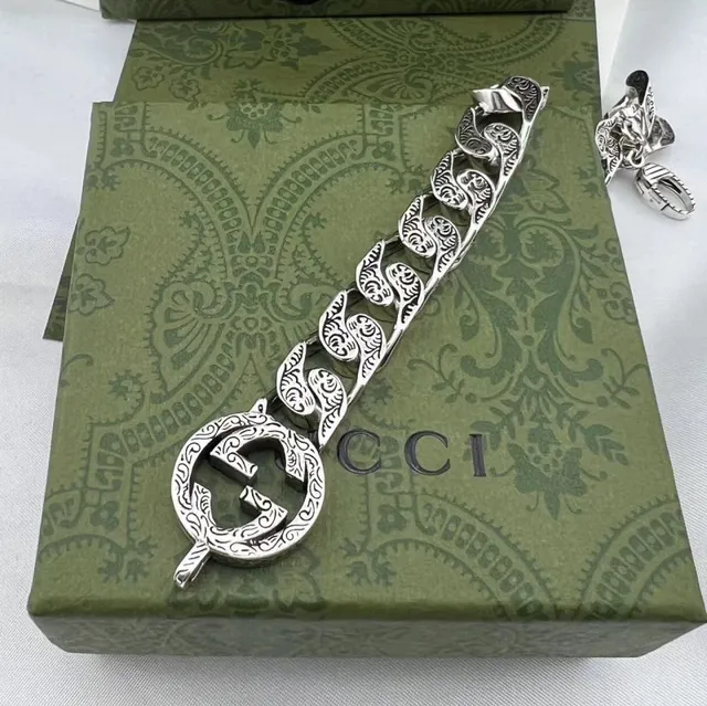 Gucci Silver Ornate Paisley-Engraved Links Interlocking G Clasp Bracelet 4