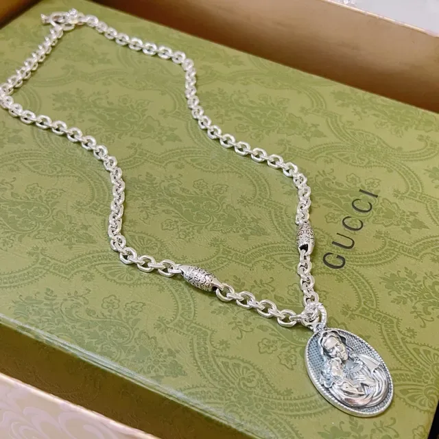 Gucci Silver-Toned Religious Medallion Pendant Necklace 7