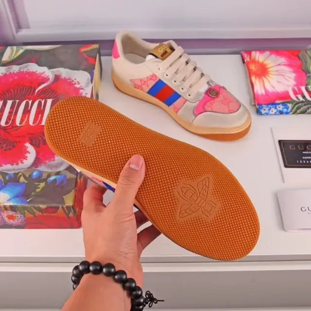 Gucci Tennis 1977 beige rose rouge bleu Web Stripe chaussures lifestyle 2