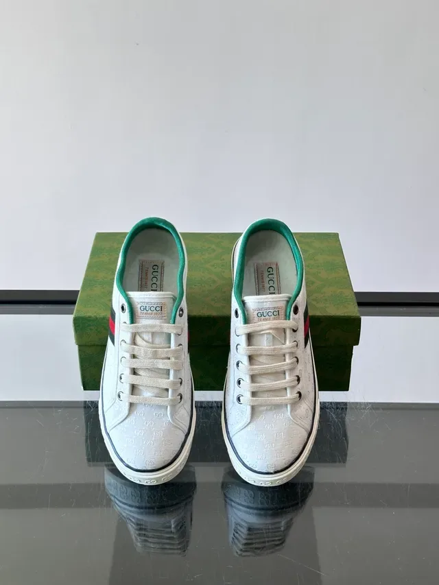 Gucci Tennis 1977 Off-White Green Red Web Lifestyle Sneakers 4