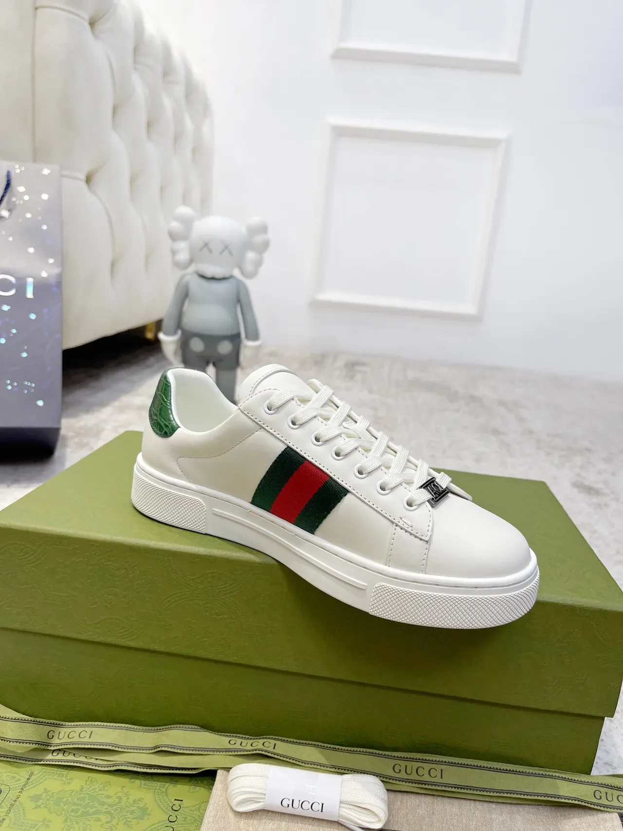 Gucci Tennis 1977 blanc vert rouge Web sneakers lifestyle 3