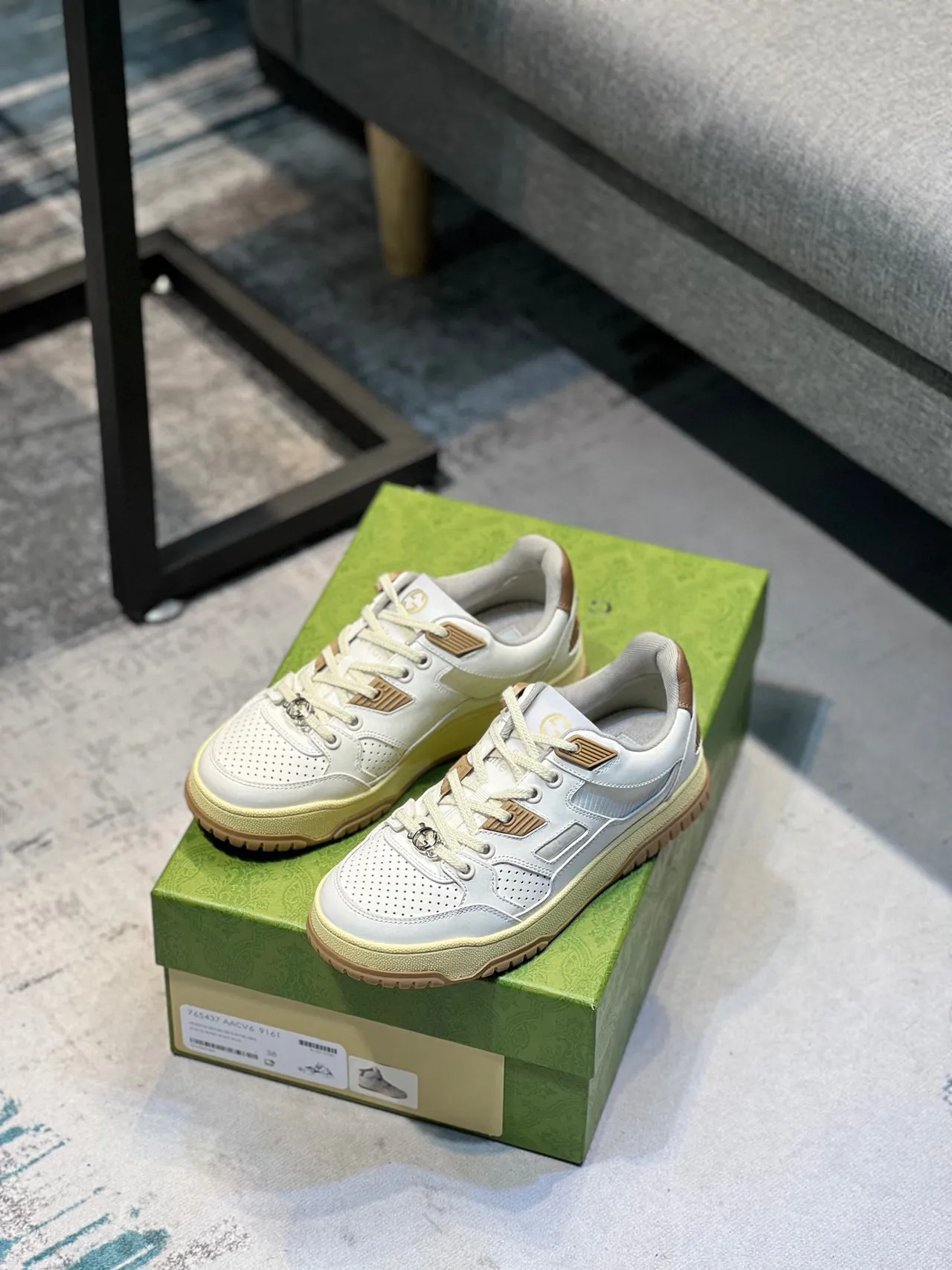 Gucci White Brown Perforated Toe Layered Panel Construction Lifestyle Sneakers 8