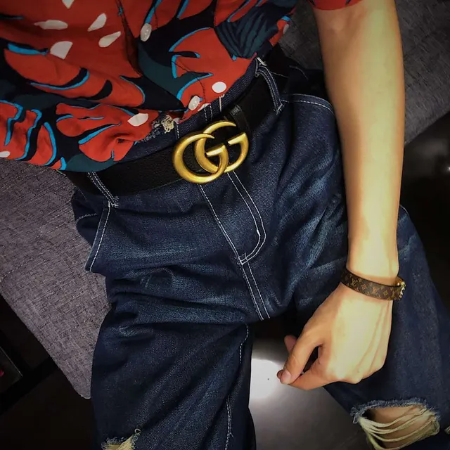 Gucci Wide-Leg Distressed Raw-Hem Jeans 3