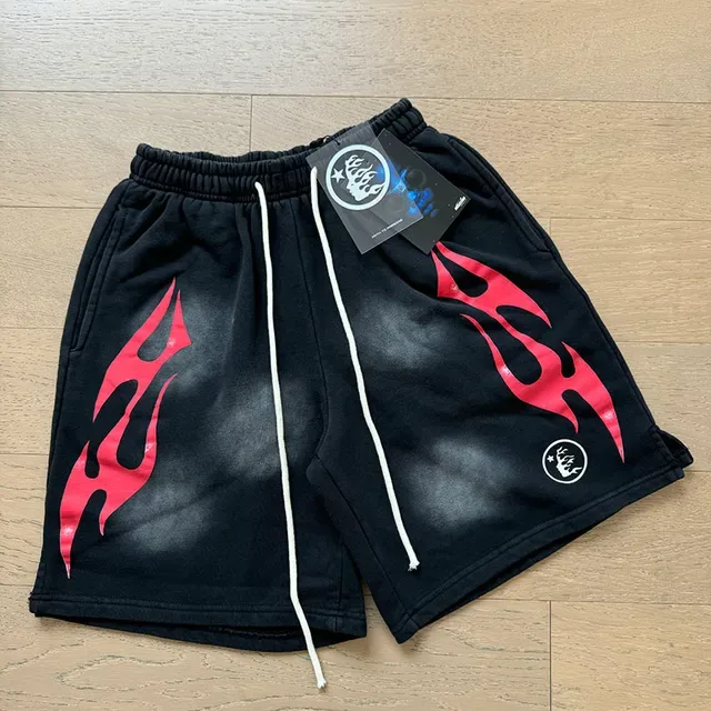 Hellstar Chándal Negro Acid Wash Gráfico de Llama 7