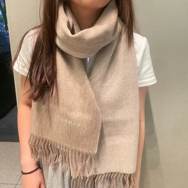 Hermès Beige Fine Knit Soft Drape Cashmere Scarf 2