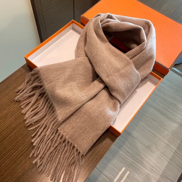 Hermès Beige Fine Knit Soft Drape Cashmere Scarf 6
