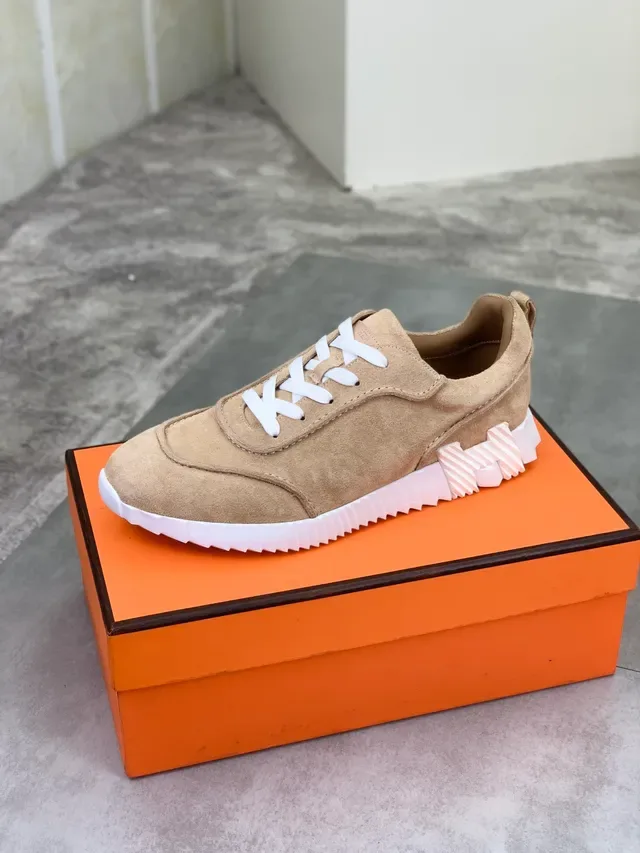 Hermès Beige White Suede Upper Ridged Sole Lifestyle Sneakers 4