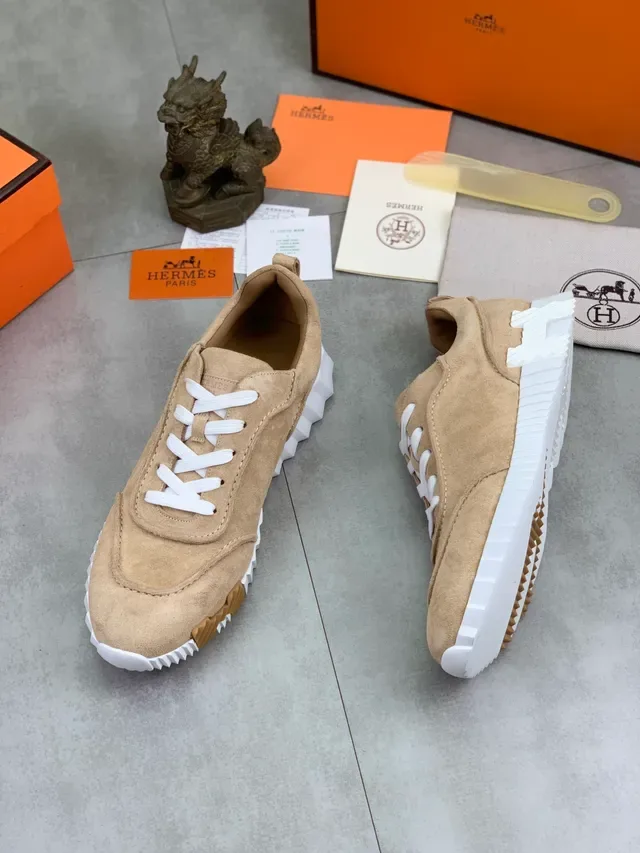 Hermès Beige White Suede Upper Ridged Sole Lifestyle Sneakers 5