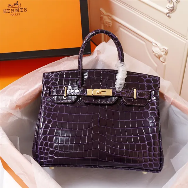 Hermès Birkin Sac Tote Crocodile Glossy Noir avec Ferrures en Or 19