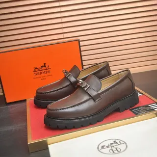 Hermès Marrom Preto Couro Fivela Metal Alça Loafer