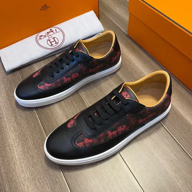 Hermès Carriage-Print কালো এবং লাল লাইফস্টাইল স্নিকার্স 8