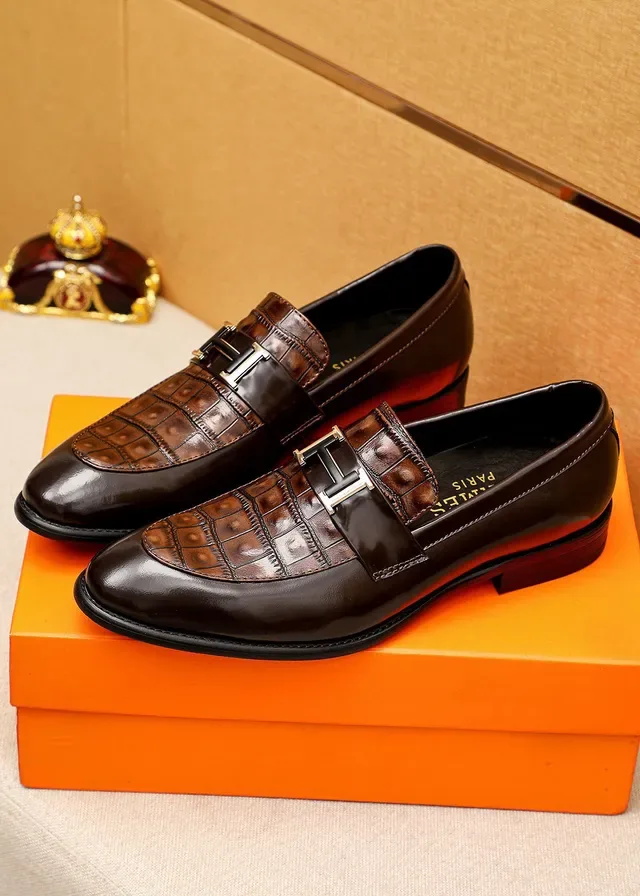 Hermès Constance Marron Cuir crocodile embossé Cuir poli Loafers 2