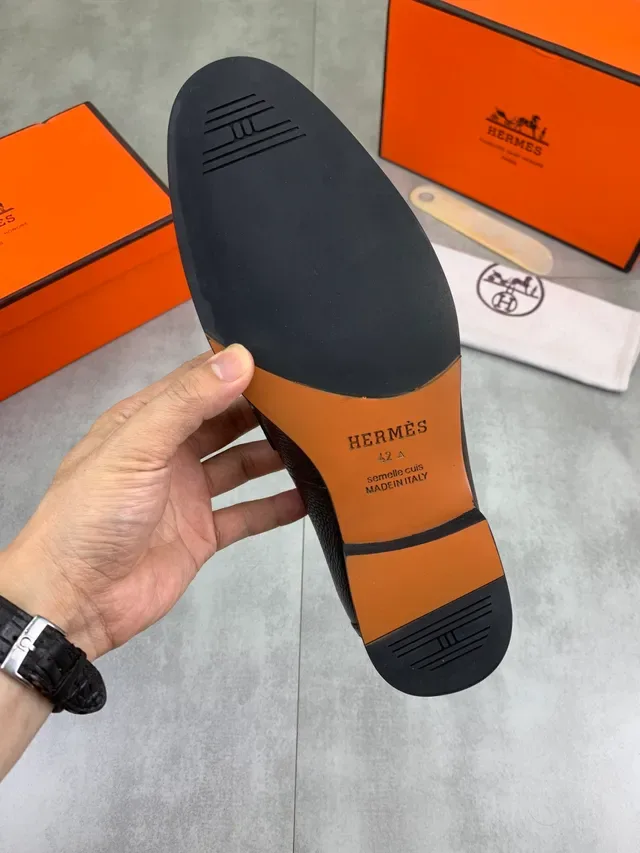 Hermès Constance Loafer Marrom Couro Granulado Fivela H Loafers 2