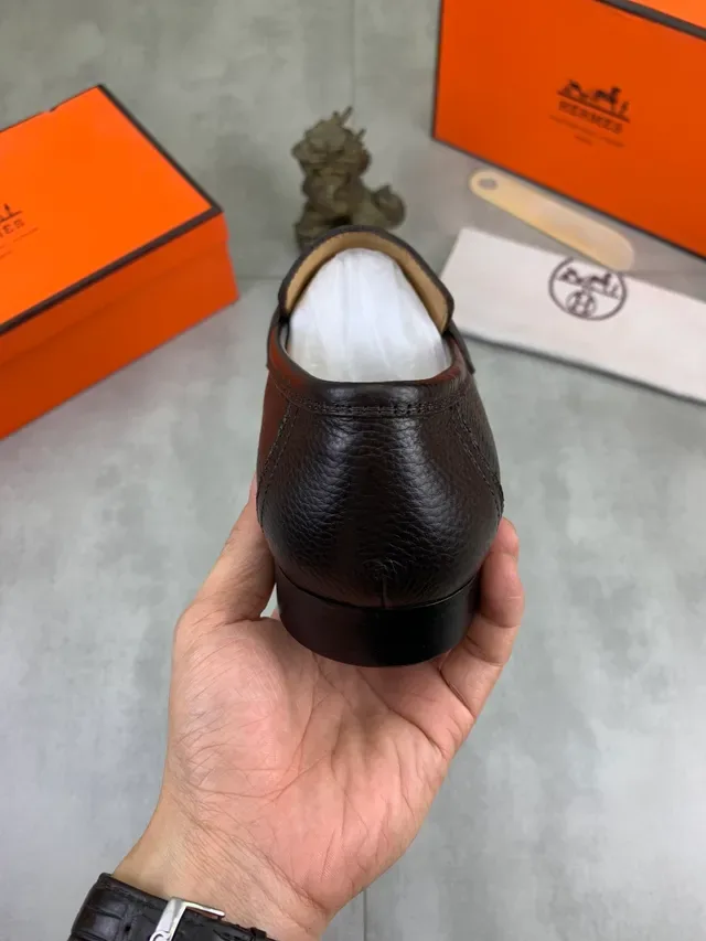 Hermès Constance Loafer Marrom Couro Granulado Fivela H Loafers 3