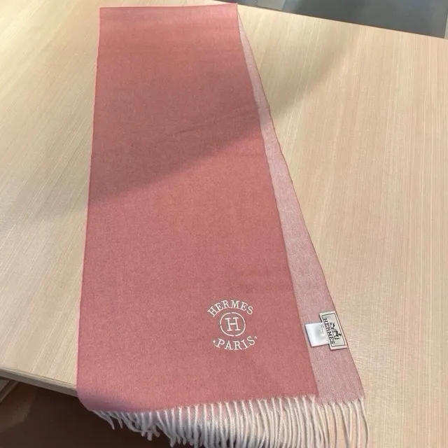 Hermès Logo brodé Rose poussiéreuse Écharpe en cachemire 6