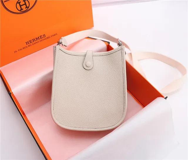 Hermès Evelyne Perforated H Tan Underarm Bag 14