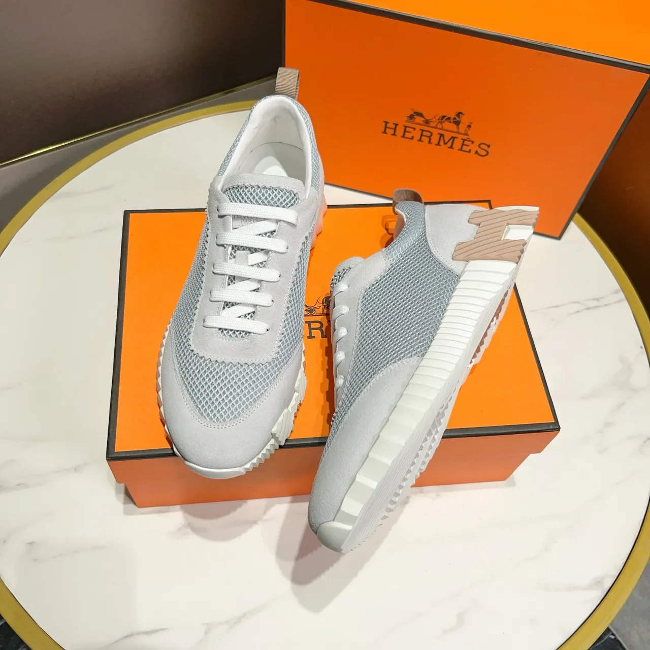 Hermès Gray White Mesh And Suede Upper Zigzag-Patterned Midsole Sneakers 7