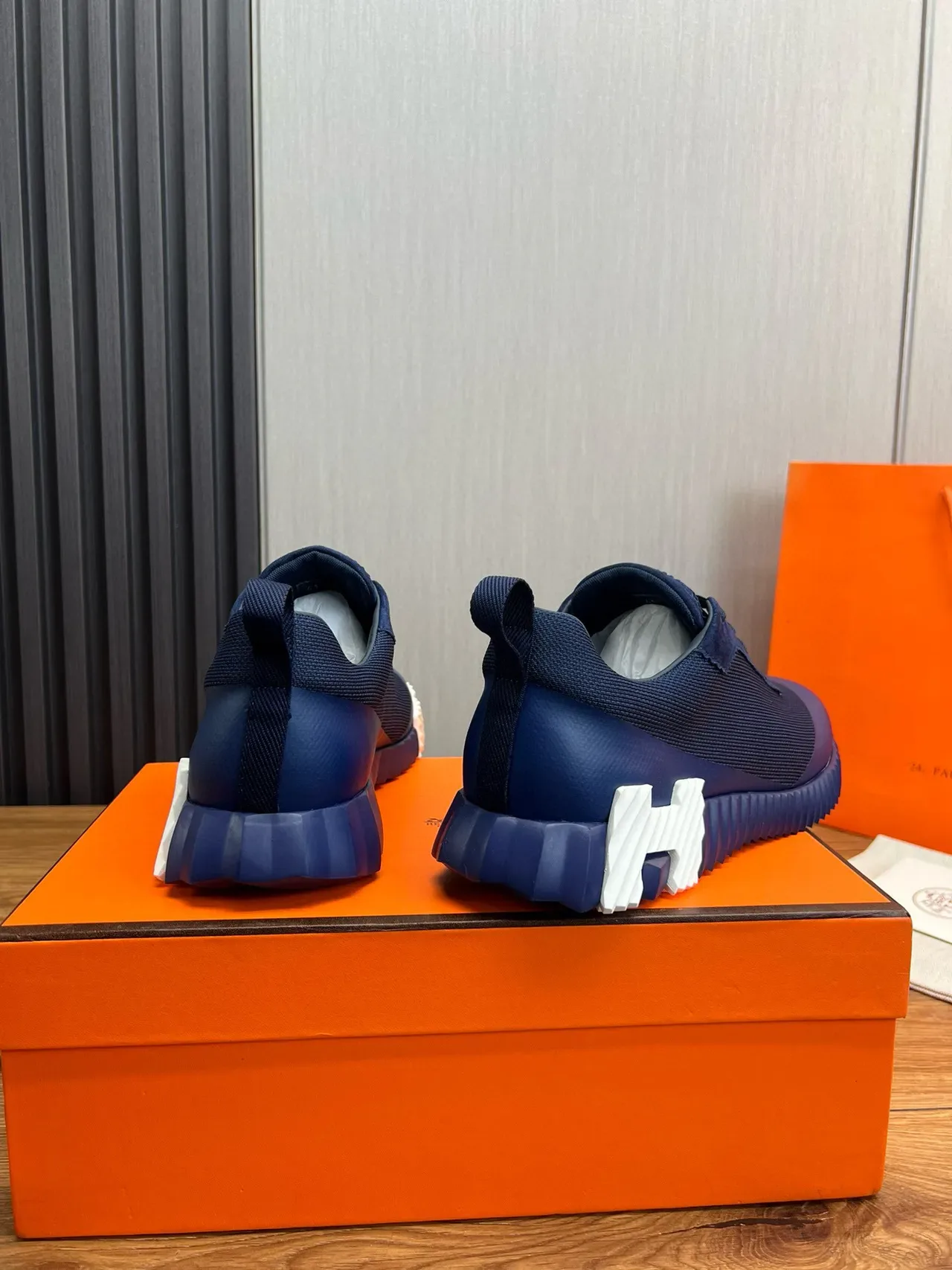 Hermès Navy White Chaussures Lifestyle Upper Knit-Suede Hybrid Sculpted Ridged Rubber Sole 6