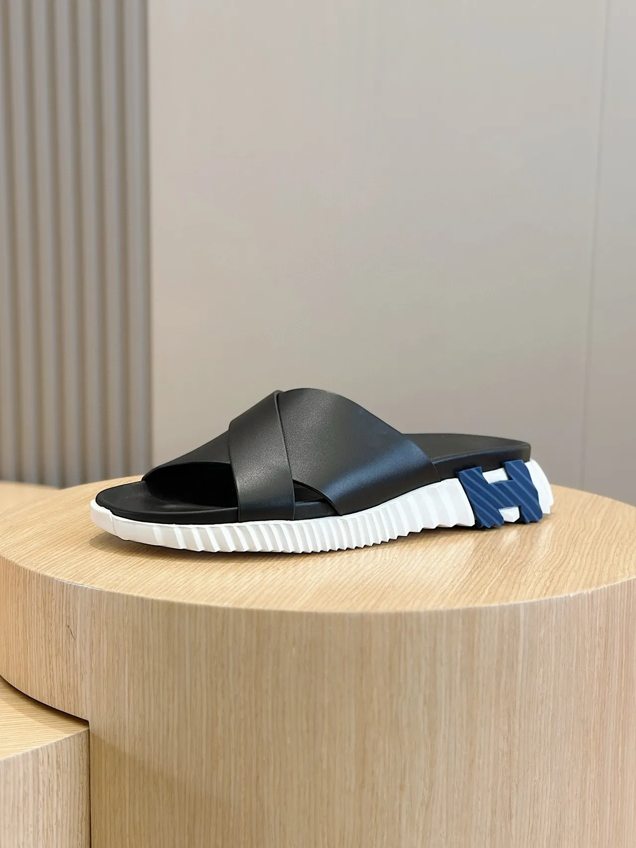 Hermès Oran Black and White Platform Slide Slippers 2