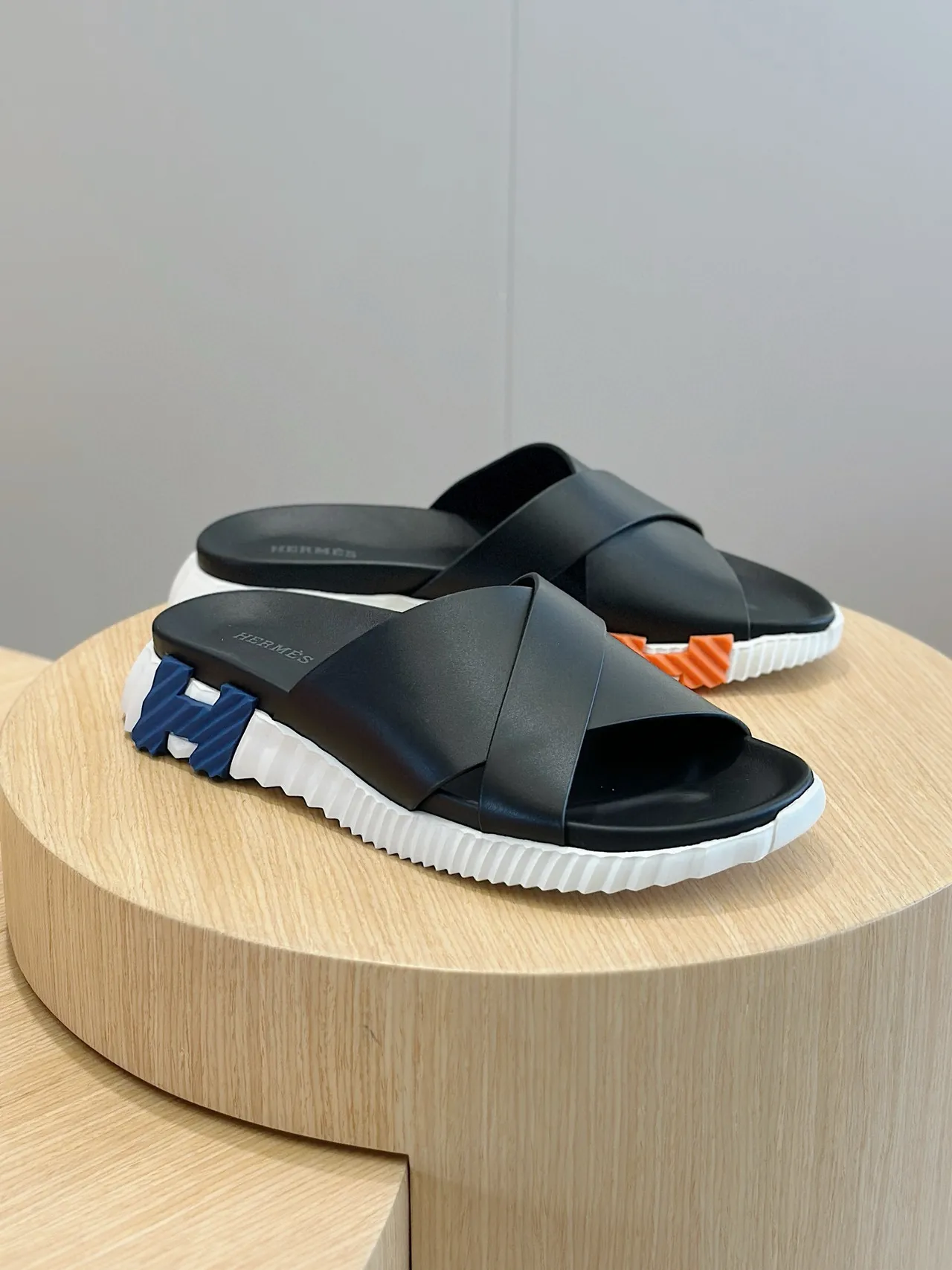 Hermès Oran Black and White Platform Slide Slippers 3