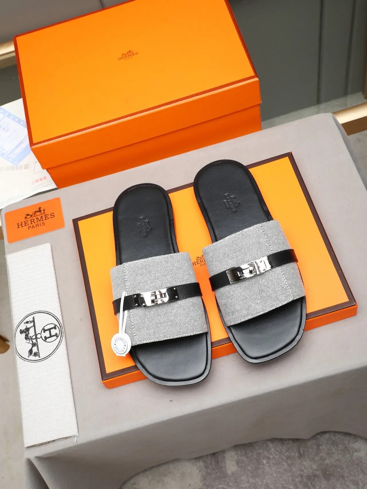 Hermès Oran Negro Naranja Flat Slide Metal H-Toggle Hardware Sandalias 6