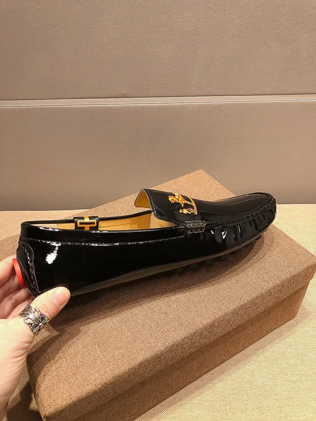 Hermès Oran Black Patent Leather Loafers 5