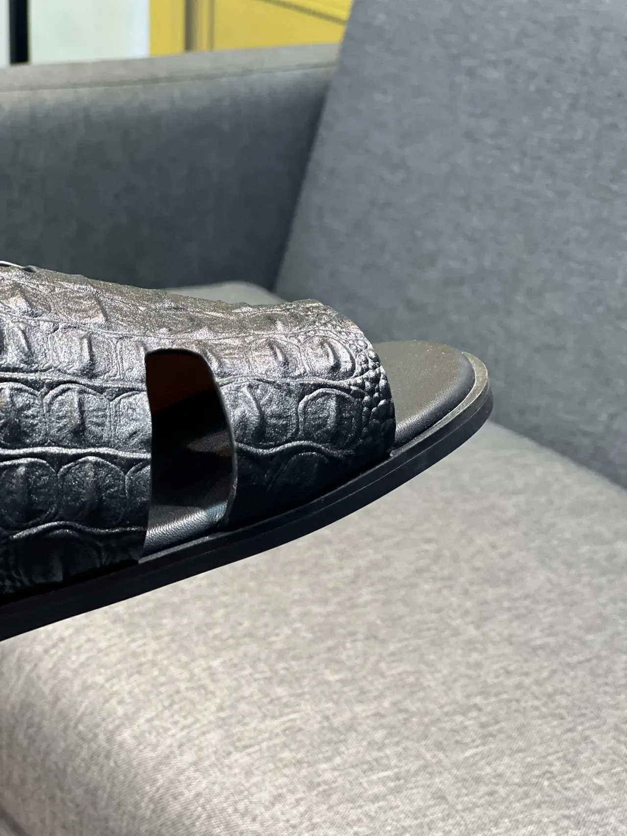 Hermès Oran Crocodile-Embossed Black Slippers 3