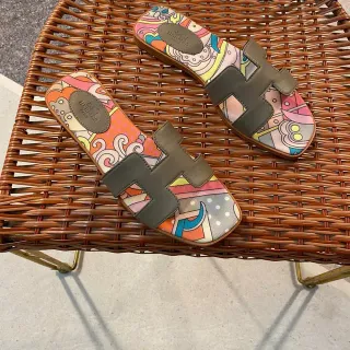 Hermès Oran Multicolor Abstract Print Slippers