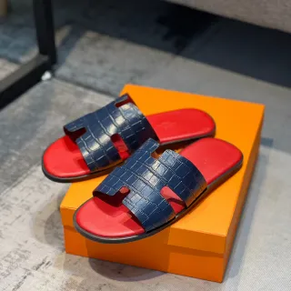 Hermès Oran Navy Croc-Embossed Red Insole Slippers