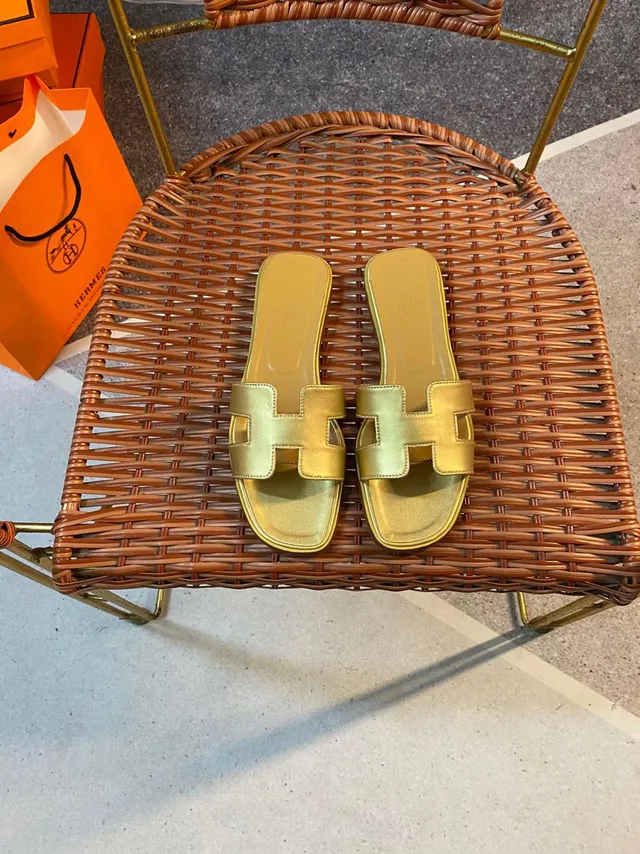 Hermès Oran Slide Metallic Gold Leather Slippers 4