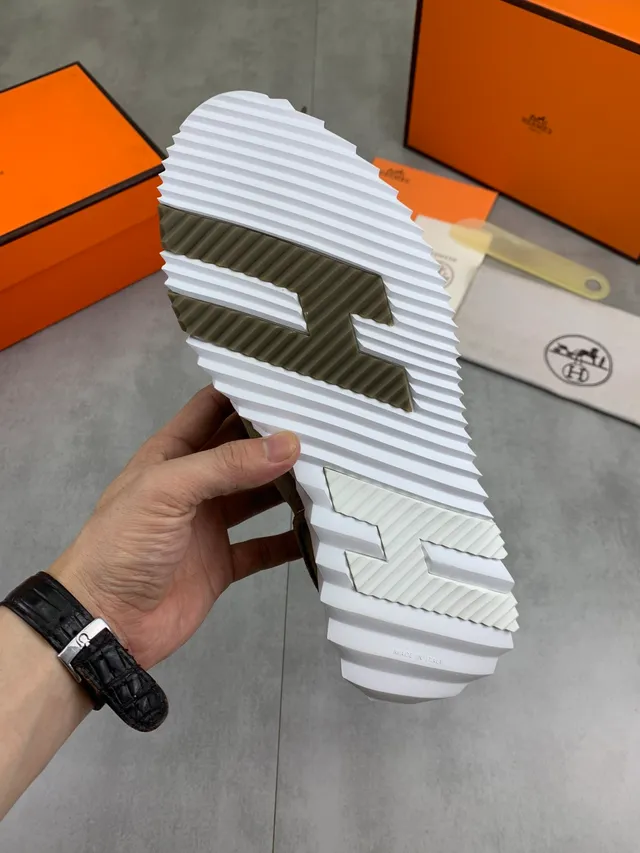 Hermès Oran Sneaker Vert Armée Blanc Olive Daim Supérieur Semelle à nervures Chaussures Chunky 2