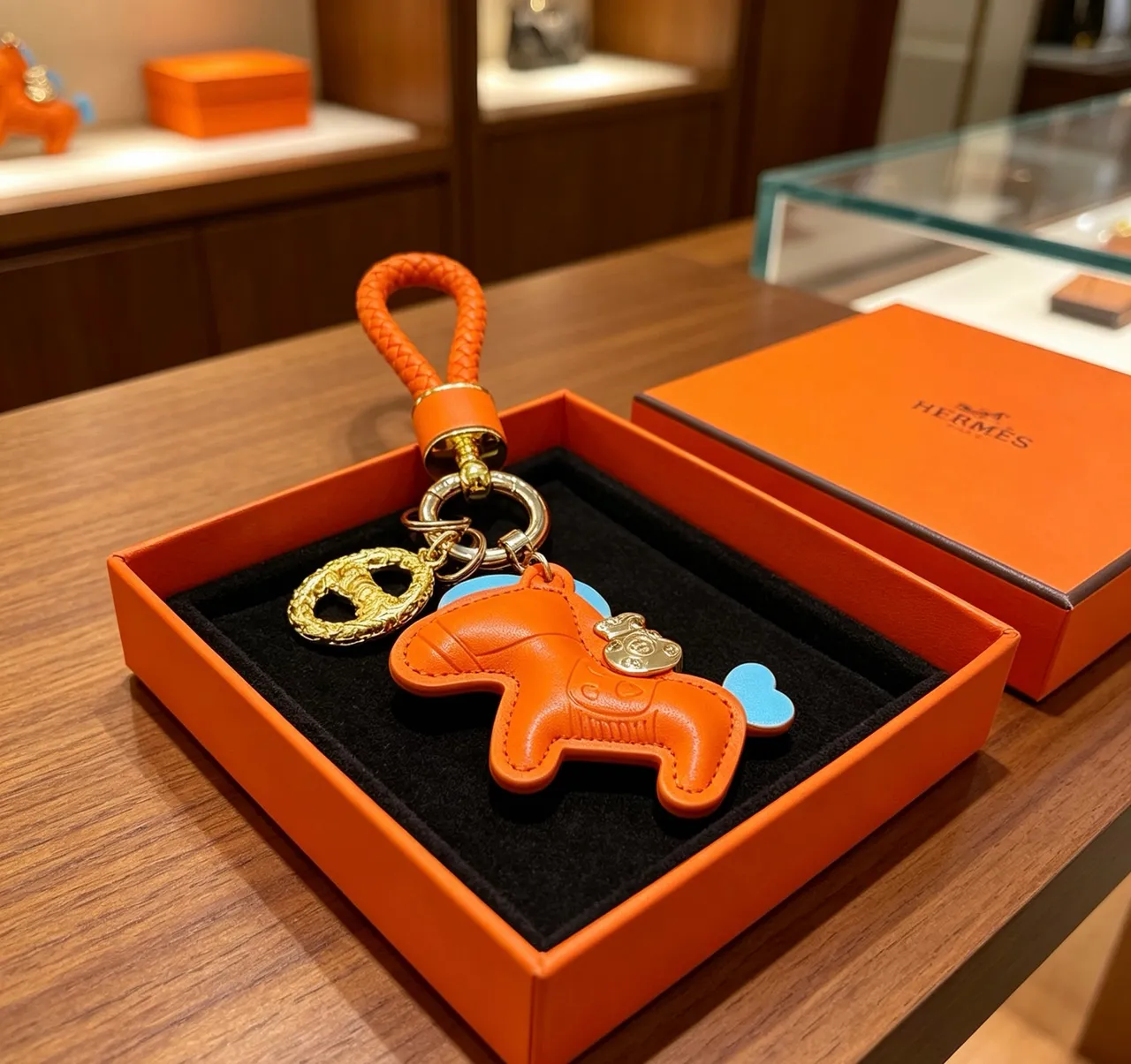 Hermès Orange Blue Braided Leather Loop Horse-Shaped Charm Phone Case 4