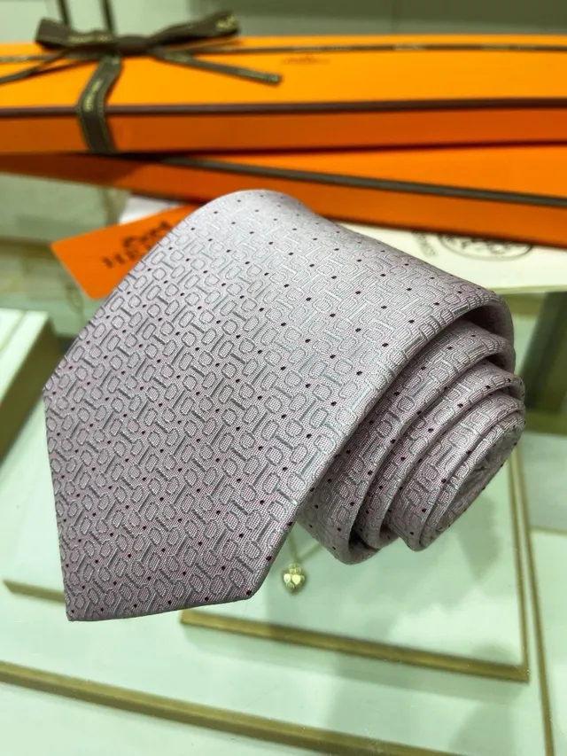 Hermès Pink Purple Silk-Woven Geometric H-Motif Necktie 5