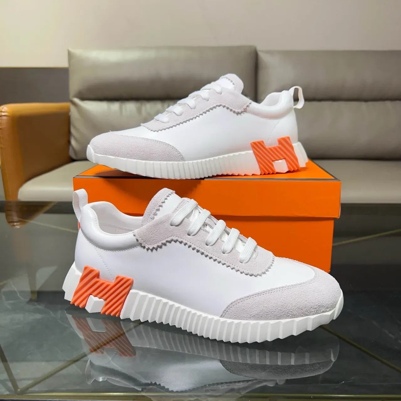 Hermès White Orange semelle sculptée à crêtes contrastante daim et cuir lisse panneaux baskets lifestyle 9