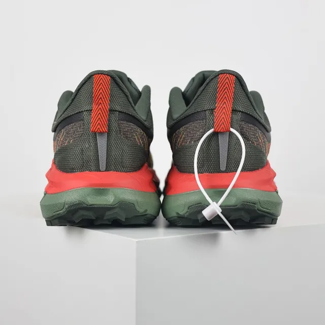 Hoka Vert Militaire Rouge Tige en Knit Engineered Semelle intermédiaire à double densité Chaussures de course 8