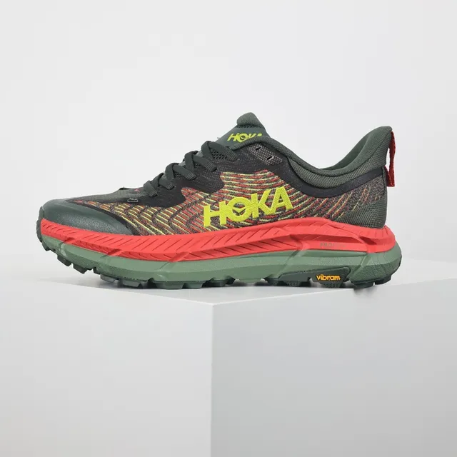 Hoka Vert Militaire Rouge Tige en Knit Engineered Semelle intermédiaire à double densité Chaussures de course 9