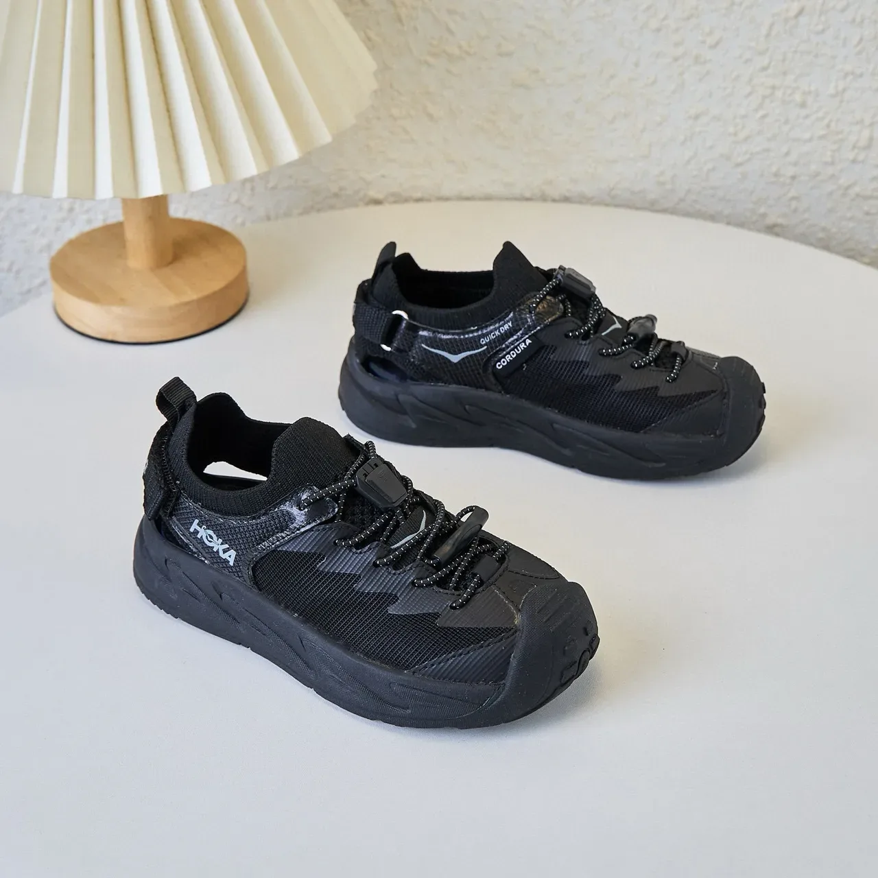 Hoka Noir Gris Mèche Supérieure Semelle Intermédiaire Caoutchouc Sculpté Sneakers Lifestyle 13