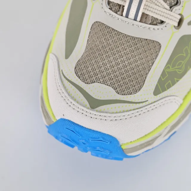 Hoka Speedgoat beige vert lime bleu chaussures de trail running 5