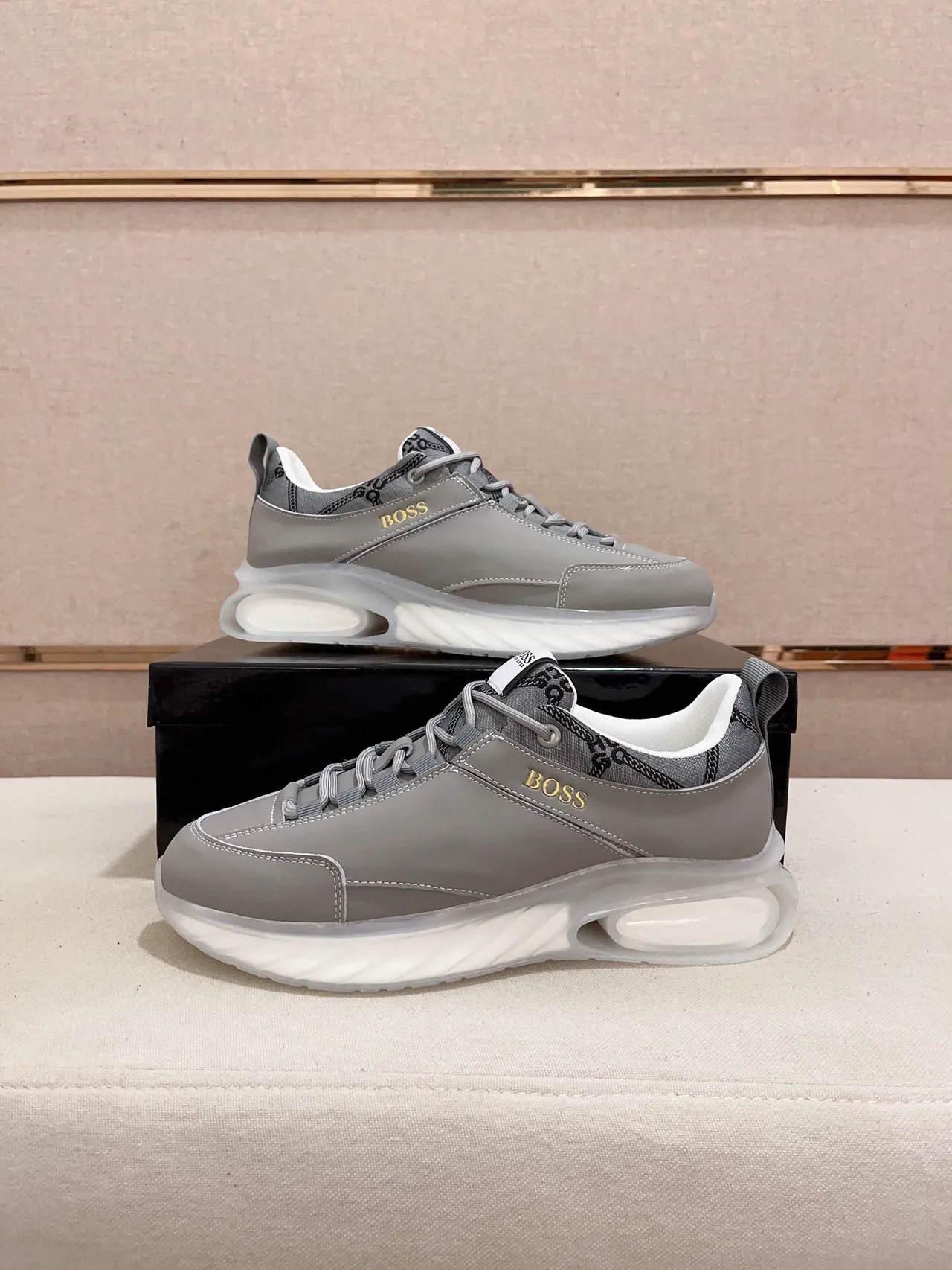 Hugo Boss Chaussures Chunky Gris Translucides Semelle Intermédiaire Sculptée Tige Similicuir 7