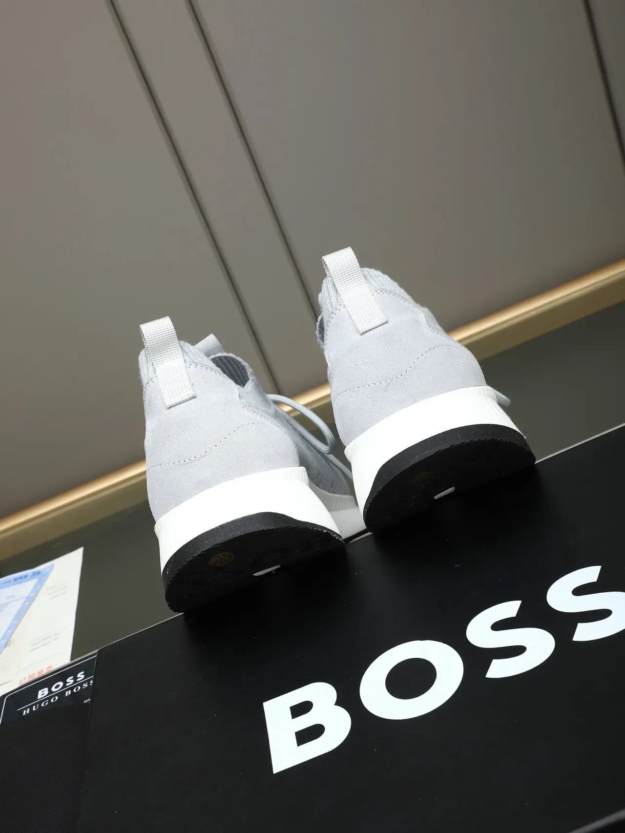 Hugo Boss Gray White Knit Upper Ribbed Collar Lifestyle Sneakers 3